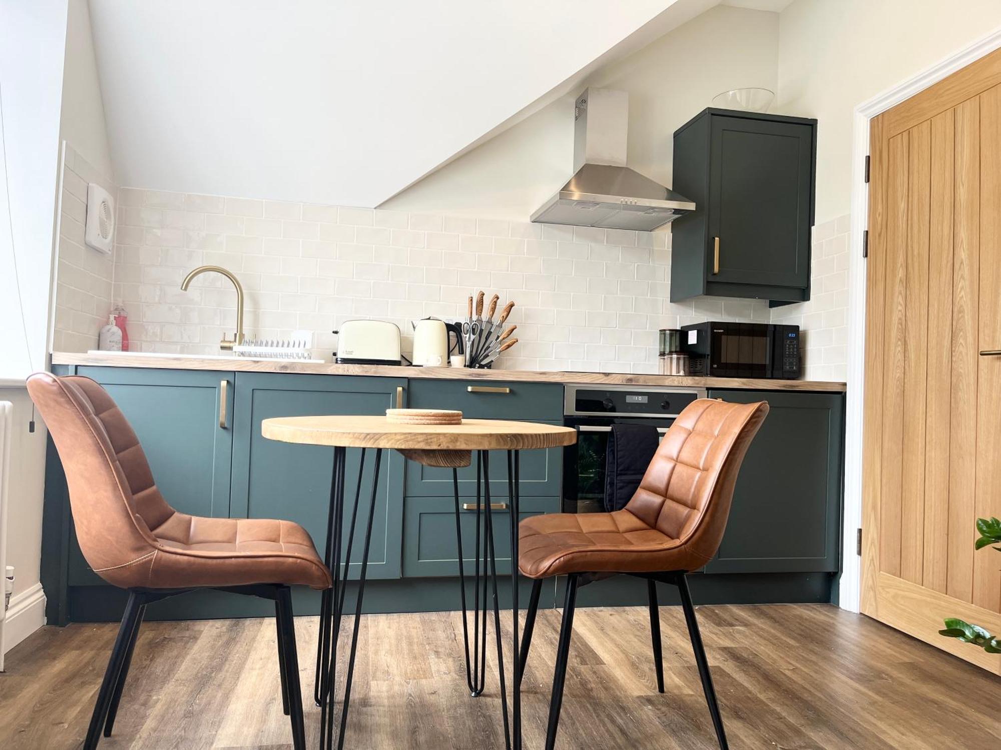 Modern Central One Bedroom Apartment In Пензанс Екстериор снимка